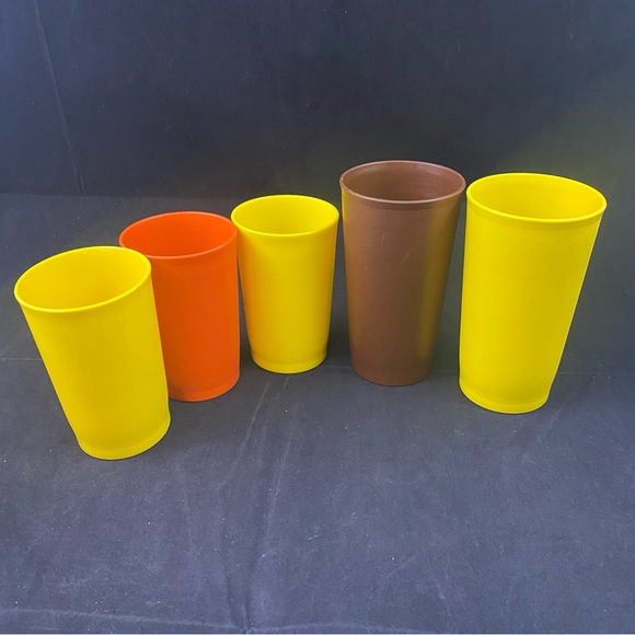 5x Tupperware Tumblers Cups Harvest Orange Brown Yellow Vintage 12 oz 8 oz - Picture 3 of 5